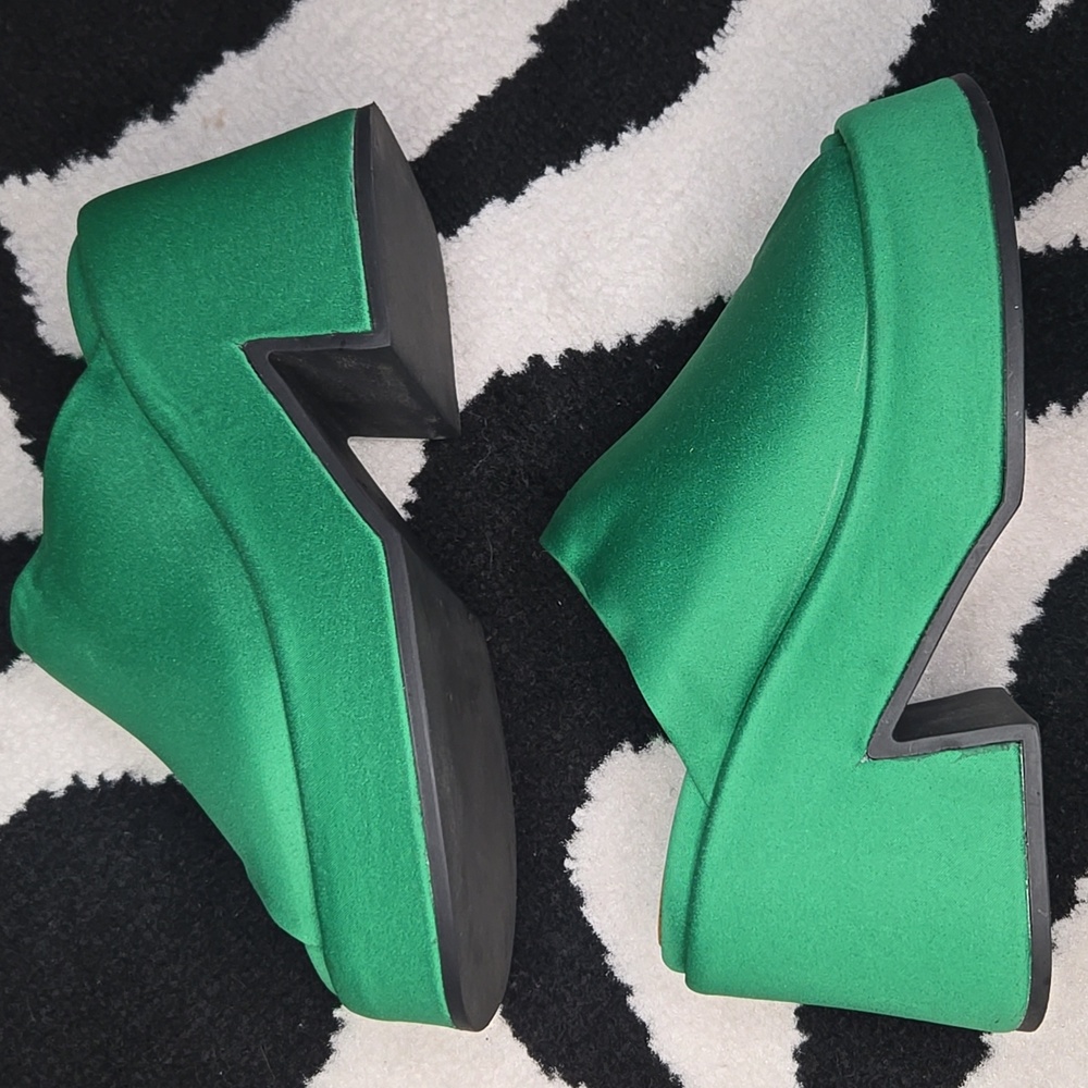 Ganni Green Mules & Clogs Vibrant Design - Picture 7 of 10